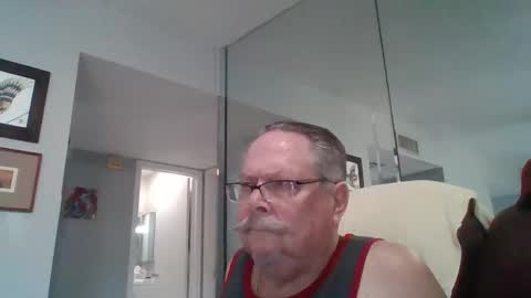 Snapshot of bbb1952 chatting on 02/11/26, 08:36 Single Grandpa in Florida. Love to C2C and have Fun Privately online show from 02/11/26, 08:36