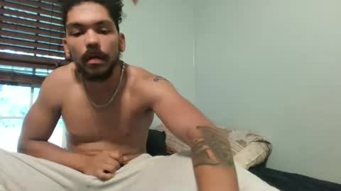 bbbbbro21 online show from 10/26/25, 06:14