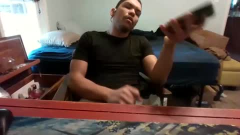 bbbbbro21 online show from 11/25/25, 02:50