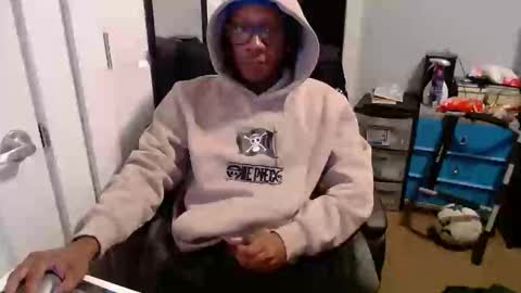 Snapshot of bbc_elrey chatting on 03/18/26, 11:30 Racks online show from 03/18/26, 11:30