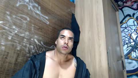 Justin online show from 11/28/25, 11:18