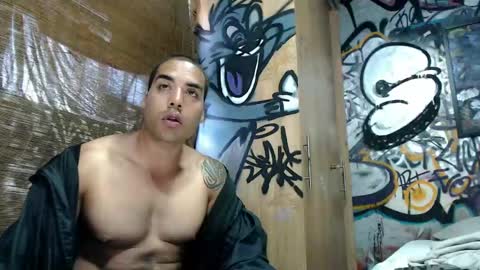 Justin online show from 04/12/26, 05:40