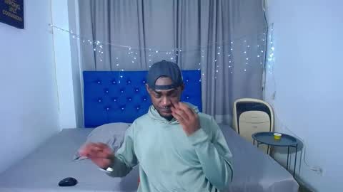 Snapshot of bbc_stallionn chatting on 09/30/25, 03:22 Andrew  online show from 09/30/25, 03:22