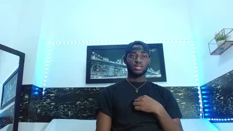 Snapshot of bbc_stallionn chatting on 10/02/25, 03:02 Andrew  online show from 10/02/25, 03:02