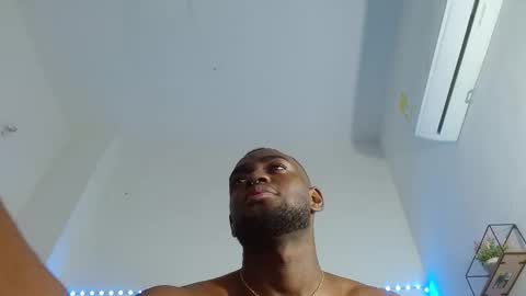 Snapshot of bbc_stallionn chatting on 10/10/25, 04:33 Andrew  online show from 10/10/25, 04:33