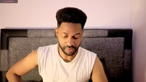 john online show from 10/02/25, 02:51