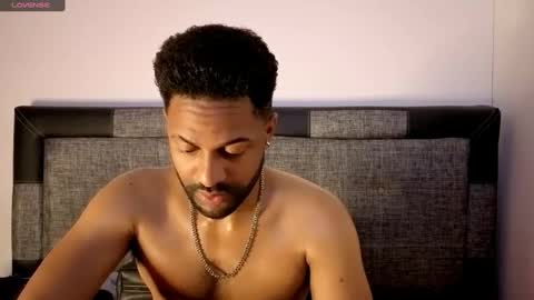 john online show from 10/04/25, 03:26