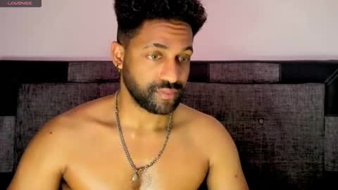 john online show from 10/31/25, 04:02