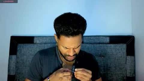 john online show from 11/07/25, 04:12