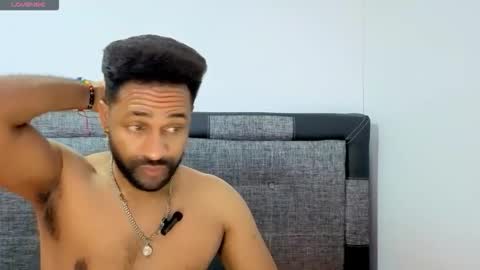 john online show from 11/09/25, 04:11