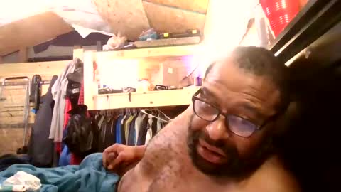 bbcwithahook online show from 01/12/25, 05:24