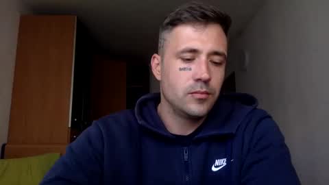 BB Namelezz online show from 04/12/26, 05:51