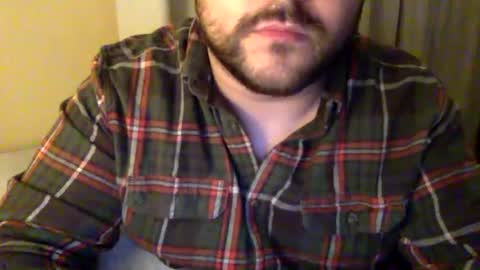 Snapshot of bbry10 chatting on 12/31/24, 04:16 Latino B-Ray online show from 12/31/24, 04:16