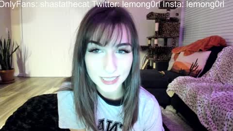 Snapshot of bbshasta chatting on 02/03/25, 02:25 Shasta online show from 02/03/25, 02:25