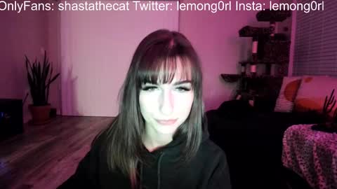 Snapshot of bbshasta chatting on 02/20/25, 06:28 Shasta online show from 02/20/25, 06:28