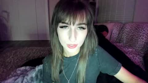 Snapshot of bbshasta chatting on 07/18/26, 05:44 Shasta online show from 07/18/26, 05:44