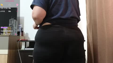 Snapshot of bbw_milf_4u chatting on 05/09/26, 10:09 Emma online show from 05/09/26, 10:09
