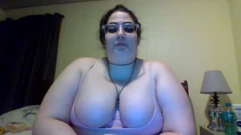 Snapshot of bbwdabkitty chatting on 04/04/26, 12:09 bbwdabkitty online show from 04/04/26, 12:09