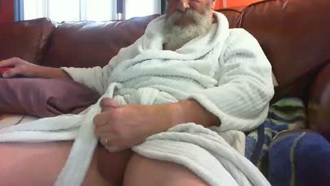 Snapshot of bbwlvr16 chatting on 01/06/25, 10:47 bbwlvr16 online show from 01/06/25, 10:47