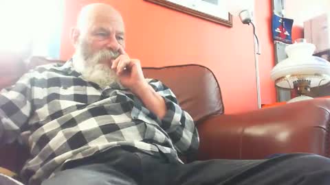 Snapshot of bbwlvr16 chatting on 01/22/25, 07:24 bbwlvr16 online show from 01/22/25, 07:24