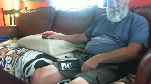 Snapshot of bbwlvr16 chatting on 09/13/25, 07:46 bbwlvr16 online show from 09/13/25, 07:46