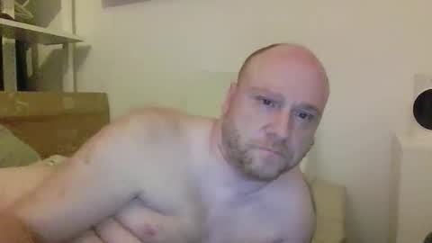 Snapshot of bcn82red chatting on 05/09/26, 06:46 BCN82Red online show from 05/09/26, 06:46
