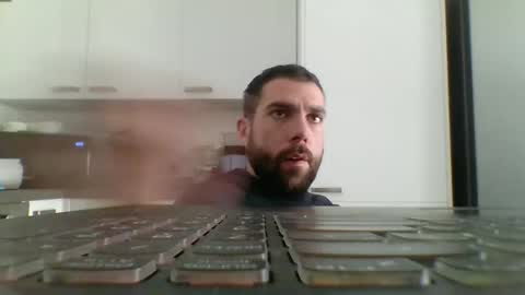 bdemwi2588 online show from 01/10/25, 01:09