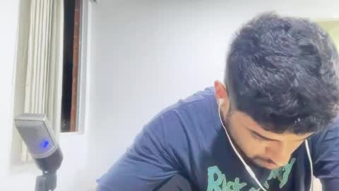 bdever7 online show from 04/21/26, 02:37