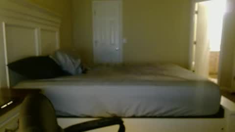 bdon1977 online show from 11/28/25, 07:11