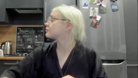 Summer BABY online show from 10/08/25, 02:58