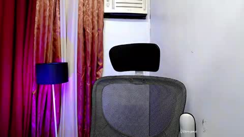 tinaj online show from 09/29/25, 02:38