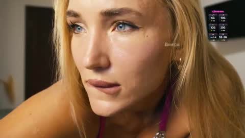 Chloe online show from 09/27/25, 09:53