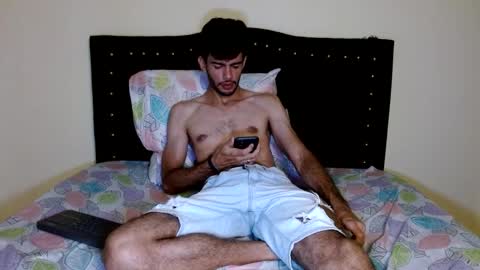 Snapshot of bear_97s chatting on 03/03/25, 04:25 Pipe online show from 03/03/25, 04:25