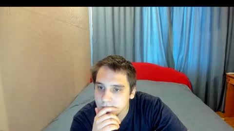 Snapshot of bear_beer130 chatting on 07/05/26, 02:46 bear_beer130 online show from 07/05/26, 02:46