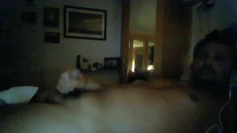 Snapshot of bearboudior chatting on 01/14/25, 12:22 bearboudior online show from 01/14/25, 12:22