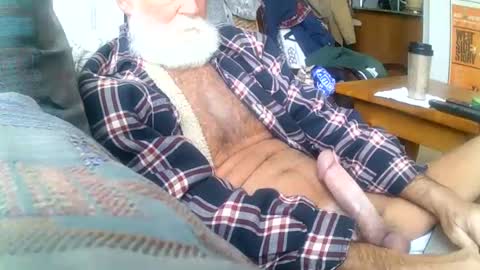 beardbushy online show from 02/18/25, 02:27