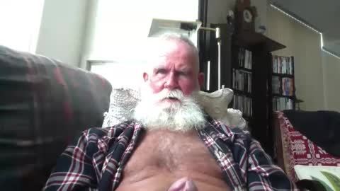beardbushy online show from 10/20/25, 04:40