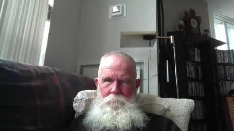 beardbushy online show from 12/20/25, 06:26