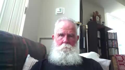 Snapshot of beardbushy chatting on 06/07/26, 04:55 beardbushy online show from 06/07/26, 04:55