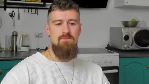 Snapshot of bearded_legend chatting on 09/24/25, 03:54 Zeus online show from 09/24/25, 03:54