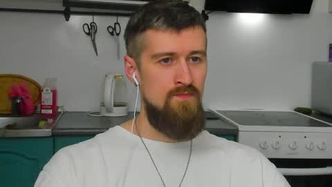 Zeus online show from 04/21/26, 01:42