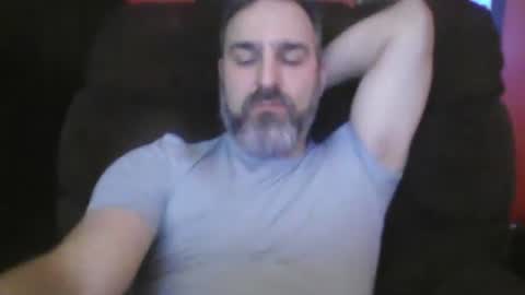 Snapshot of beardedambition chatting on 12/08/24, 04:14 beardedambition online show from 12/08/24, 04:14