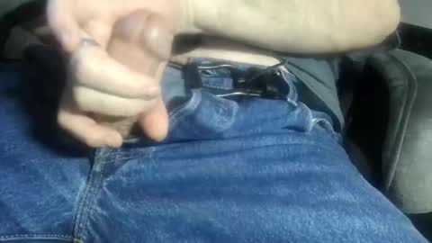 Snapshot of beardhard247 chatting on 10/28/25, 07:16 beardhard247 online show from 10/28/25, 07:16