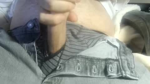 Snapshot of beardhard247 chatting on 11/04/25, 03:38 beardhard247 online show from 11/04/25, 03:38