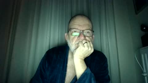 Snapshot of beardman916444 chatting on 02/14/26, 06:10 Beardman online show from 02/14/26, 06:10