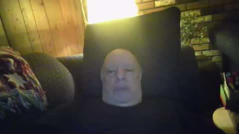 Snapshot of bearmantitsx chatting on 02/22/26, 09:13 Please suck my nipples and cam with me now to a hot orgasm together on cam online show from 02/22/26, 09:13