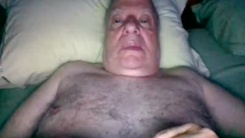 Snapshot of bearmantitsx chatting on 06/23/26, 03:15 Please suck my nipples and cam with me now to a hot orgasm together on cam online show from 06/23/26, 03:15