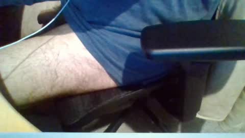 Snapshot of bearyuncut chatting on 05/22/26, 12:11 bearyuncut online show from 05/22/26, 12:11