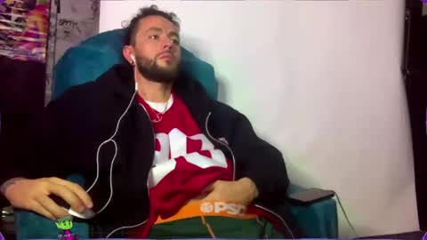 Snapshot of beastbxy chatting on 12/02/24, 09:13 beast bxy online show from 12/02/24, 09:13