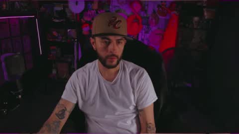 Snapshot of beastbxy chatting on 09/20/25, 11:50 beast bxy online show from 09/20/25, 11:50